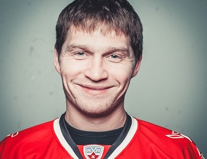 «Однажды я отверткой в судью запустил – он до сих пор помнит» (ВИДЕО) / Алексей Симаков стал героем последней серии проекта «Люди =А=»